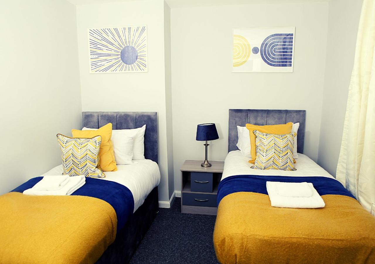 3-Bed House With Parking Near London O2 Daire Dış mekan fotoğraf