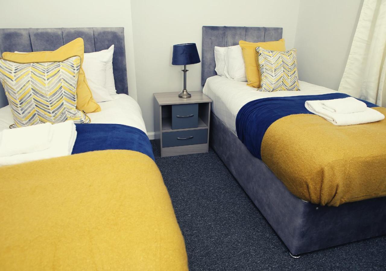 3-Bed House With Parking Near London O2 Daire Dış mekan fotoğraf