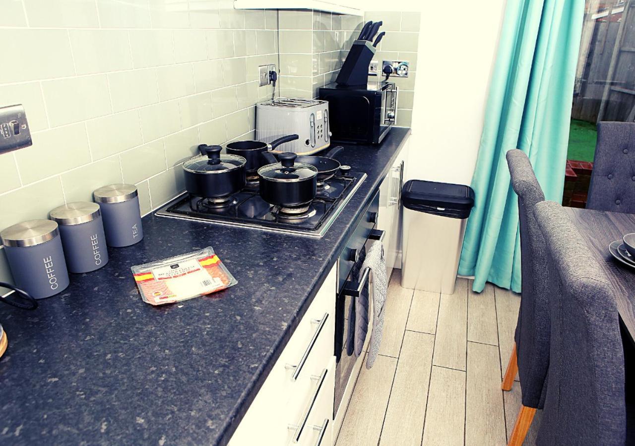 3-Bed House With Parking Near London O2 Daire Dış mekan fotoğraf